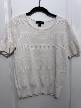 Ann Taylor Ivory Textured Short Sleeve Knit Top